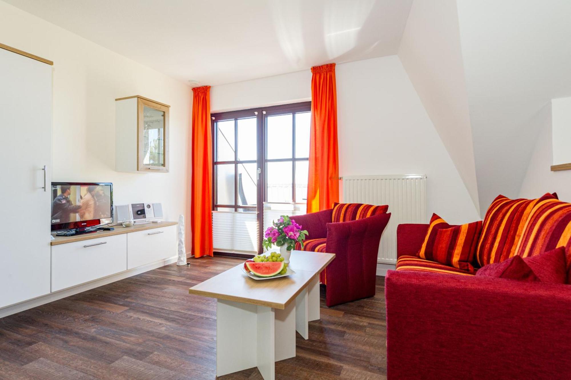 Selliner Ferienappartements Mit Balkon Und Seeblick Exterior photo